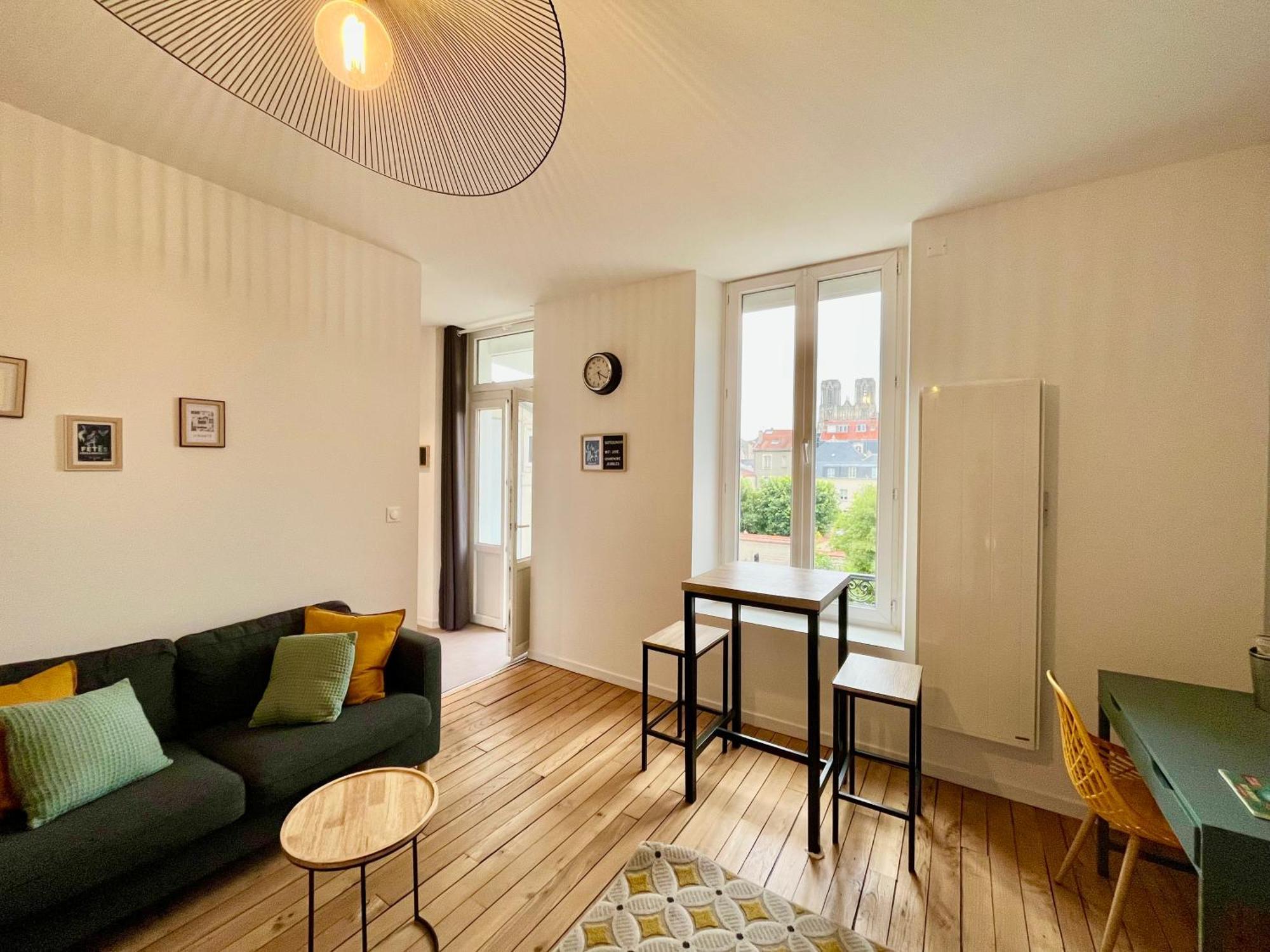 Suite Clovis 6 Reims Kültér fotó
