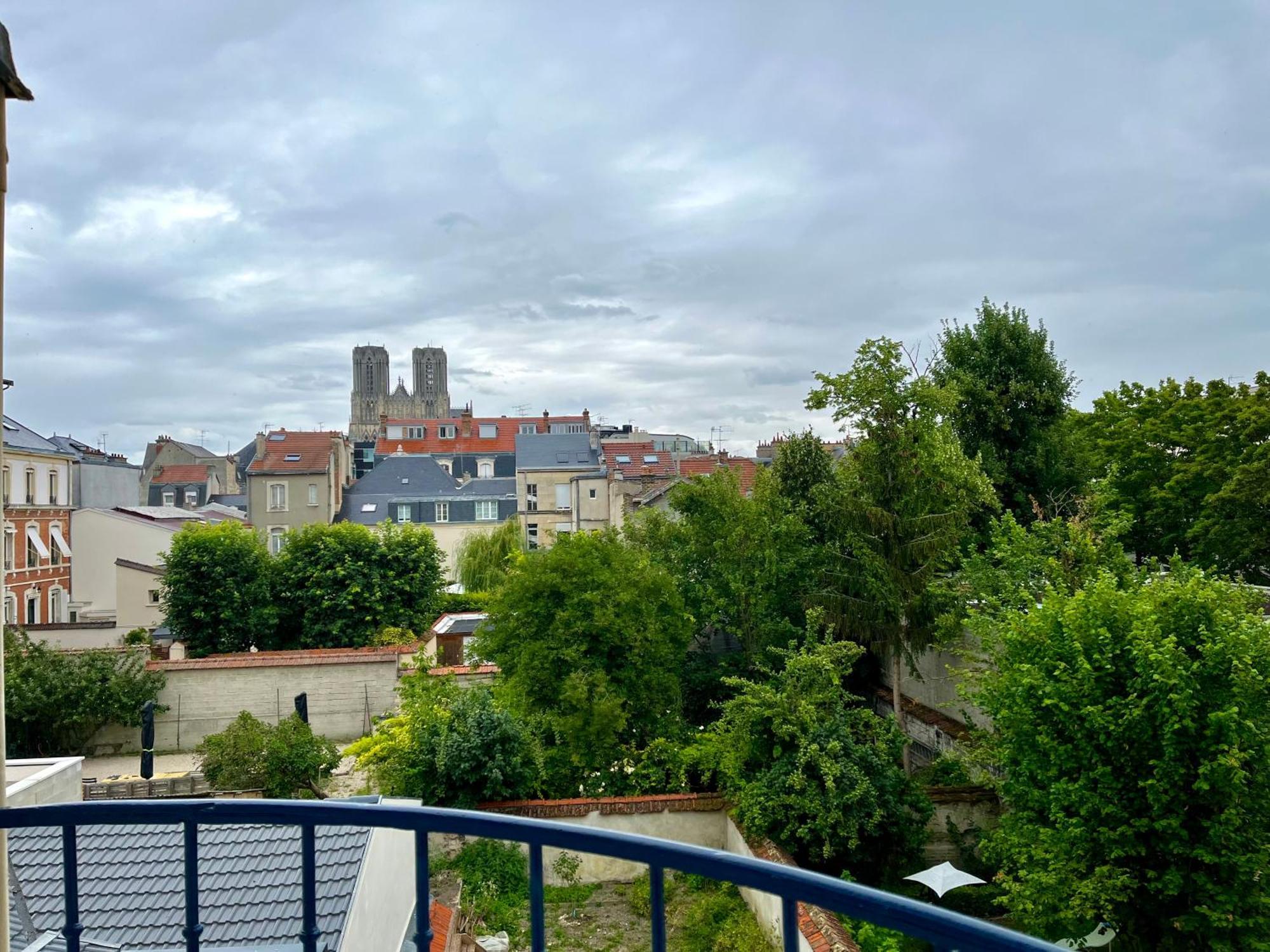 Suite Clovis 6 Reims Kültér fotó